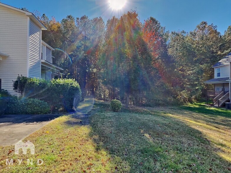 Building Photo - 106 Walford Park