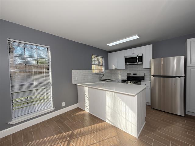 Building Photo - 1900 W Taylor St