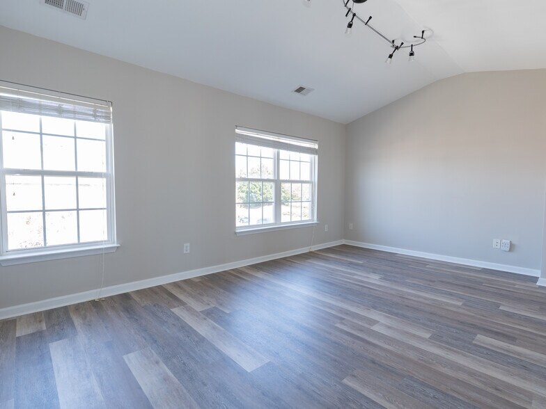 Building Photo - 14136 Winford Ln