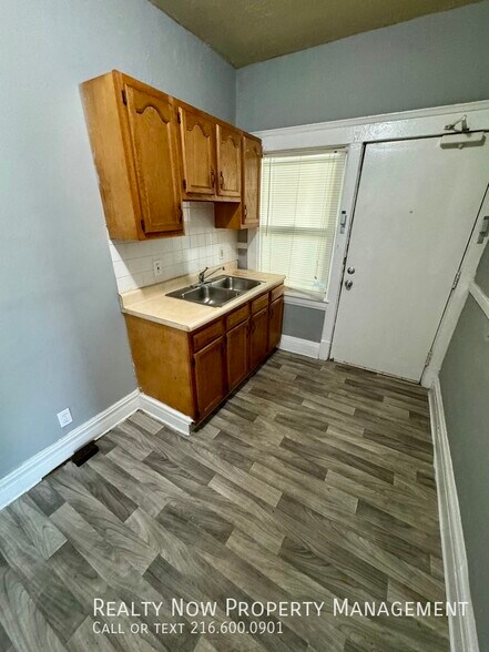 Building Photo - 8901 St Clair Ave.