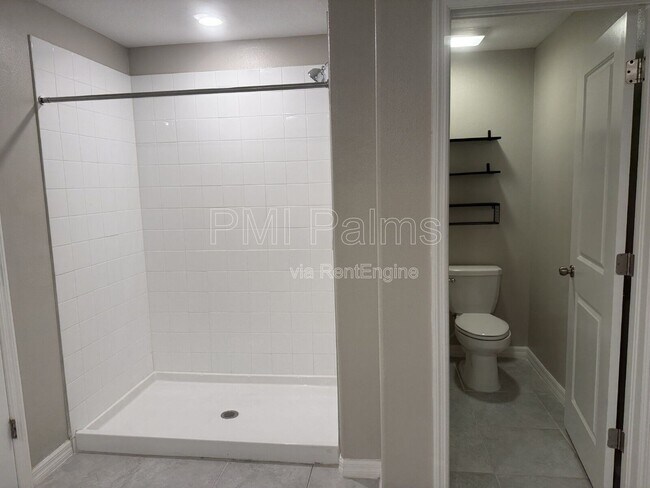 Building Photo - 10332 Alder Green Dr