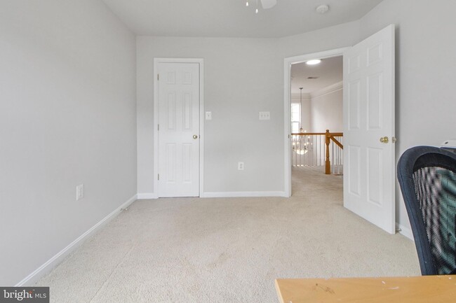 Building Photo - 115 Richard Dr SE