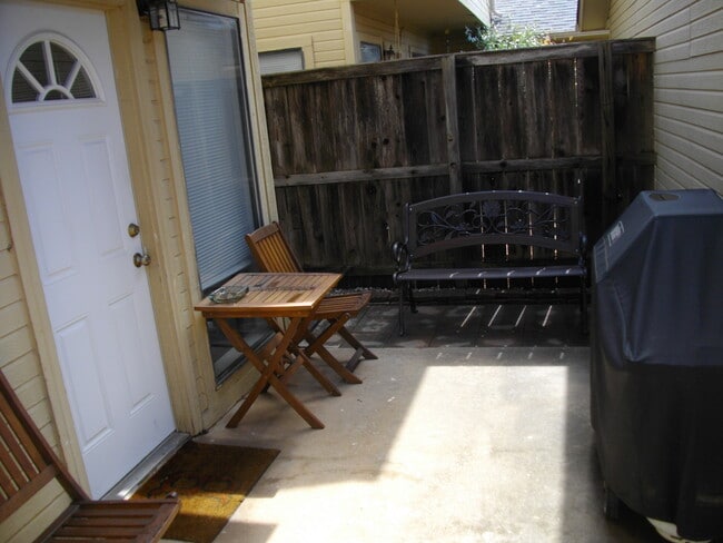 Building Photo - 1117 Sequoyah Pl
