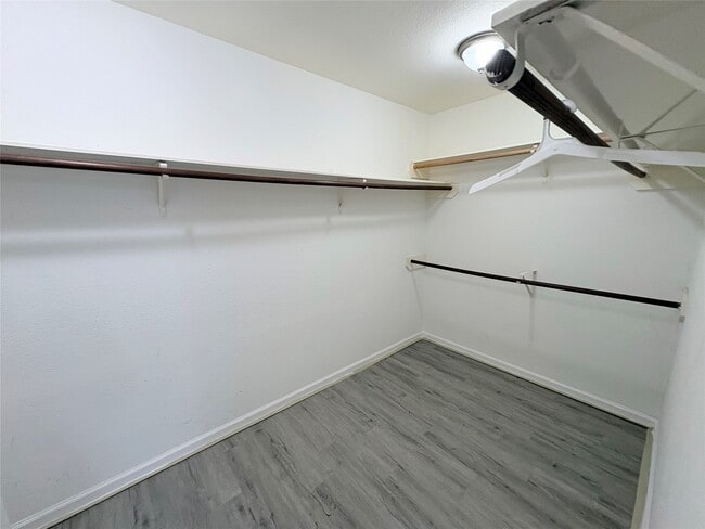 Building Photo - 3006 Fort Stockton Dr