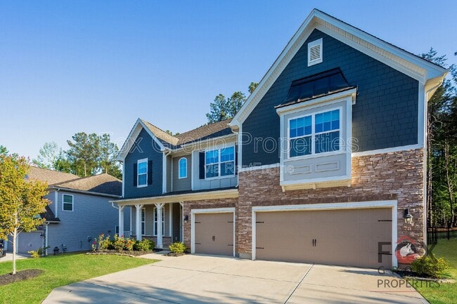 Building Photo - 313 Streamwood Rd