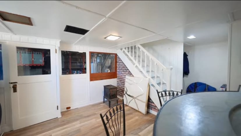 Building Photo - 611 Frost Rd