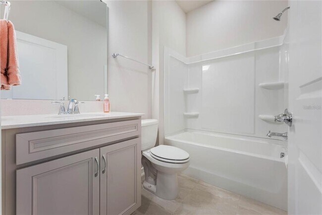 Building Photo - 6403 Shimmering Shrs Ln
