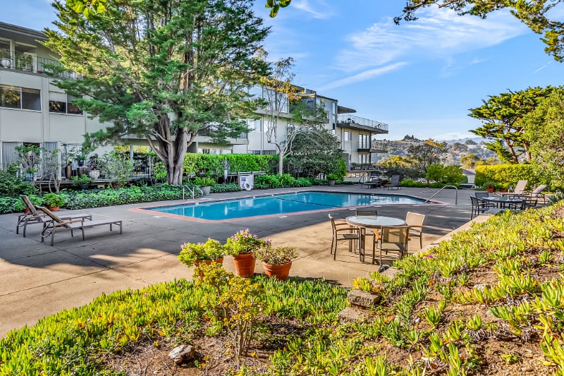 Building Photo - 232 Eden Roc Dr