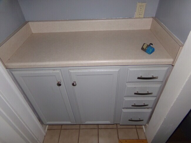 Building Photo - Corner Lot Cape Cod!