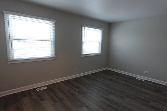 Building Photo - 7958 164th Ct