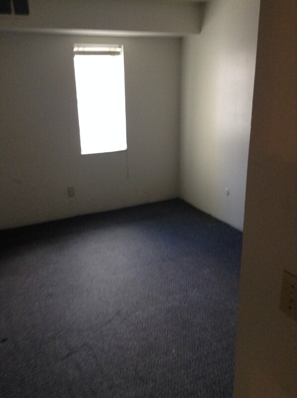 Building Photo - 508 4th St