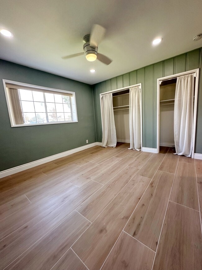 Building Photo - 13218 McKinley Ave