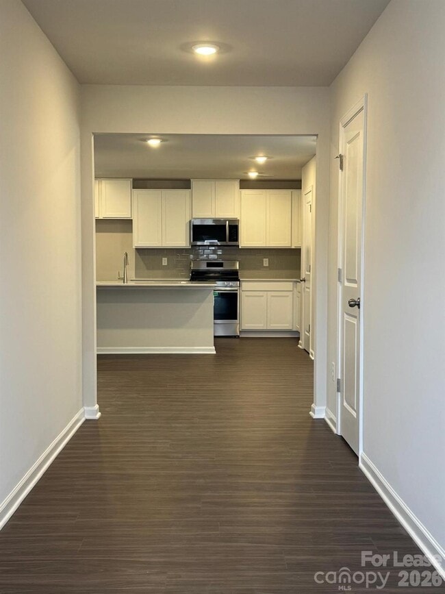 Building Photo - 15201 Windy Plns Rd