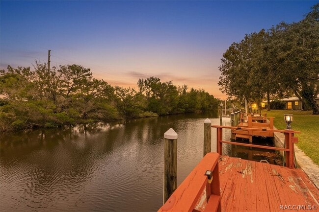 Building Photo - 11310 W Bayshore Dr