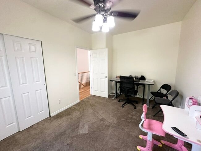 Building Photo - 1563 W Turtle Dove Ln