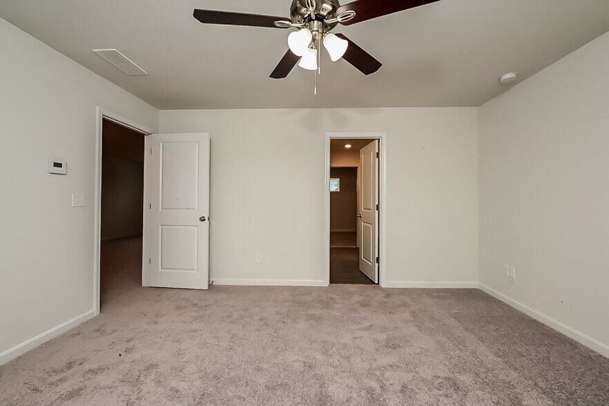 Building Photo - 457 Culloden Moor Dr