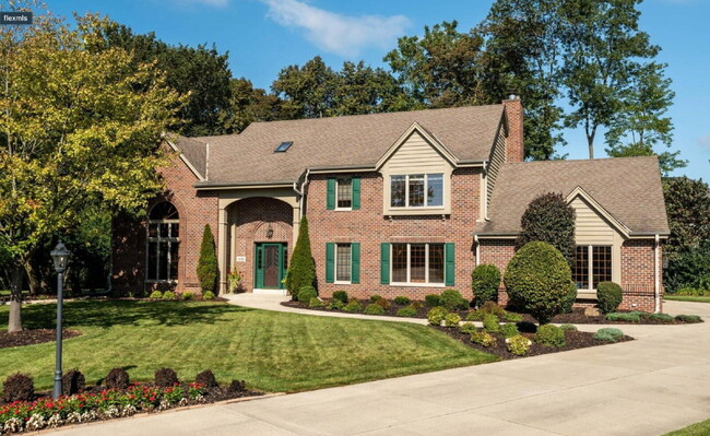 Building Photo - 18350 San Lucas Ct
