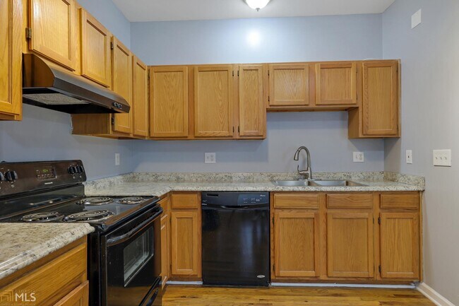 Building Photo - 1026 Sims Ave NW