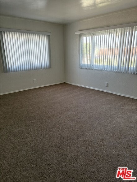 Primary Photo - 818 E Nutwood St