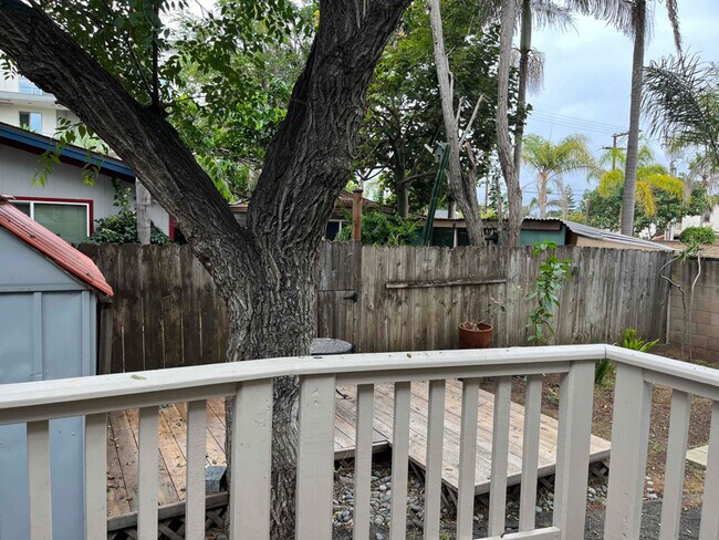 Building Photo - 3085 Roosevelt St