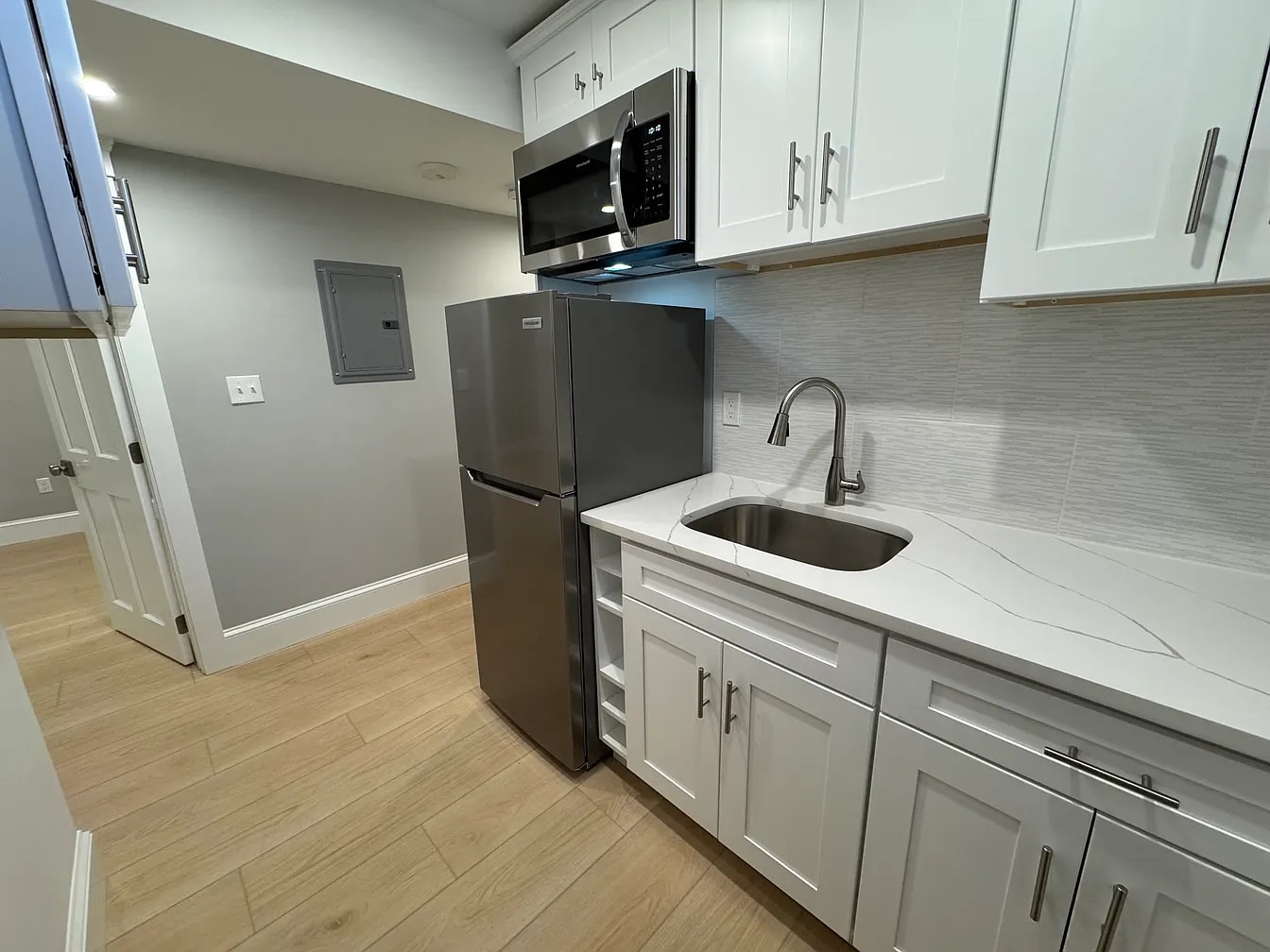 Building Photo - 86 Orchard St