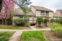 Building Photo - 115 Kelly Dr