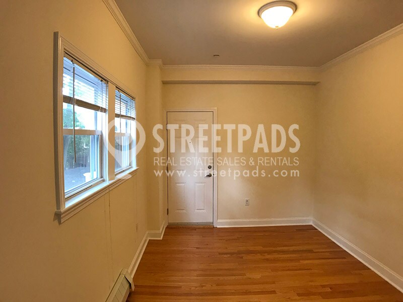 Building Photo - 1 Langdon Sq