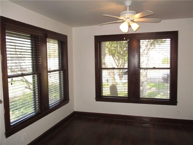Building Photo - 4315 Avenue B