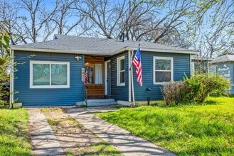 Building Photo - 2837 S Hills Ave