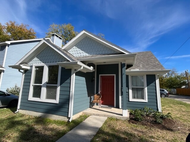 Building Photo - 505 Barnes St