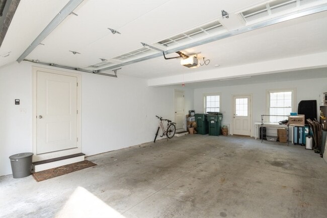 Building Photo - 51 Garfield St