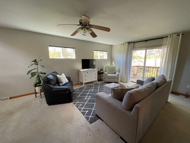 Building Photo - 1417B 2nd St