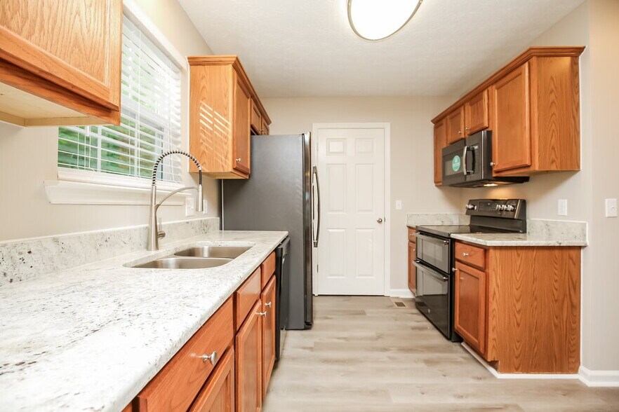 Building Photo - 112 Township Ct
