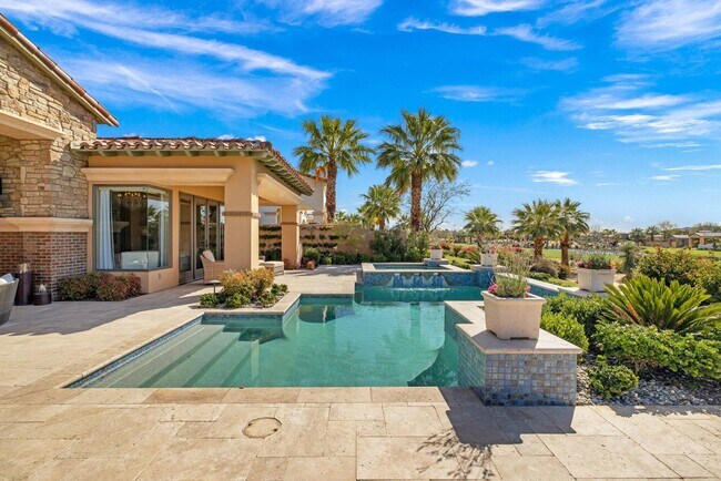 Building Photo - 75741 Via Stia