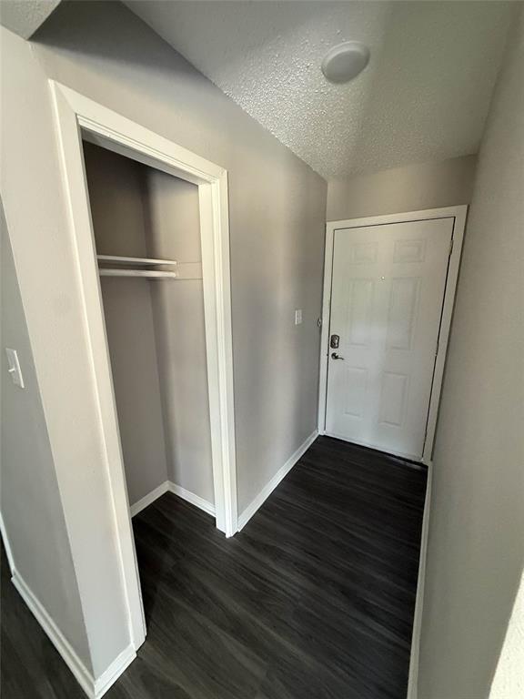 Building Photo - 6800 Bryonwood Dr