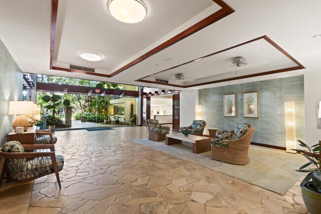 Building Photo - 343 Hobron Ln