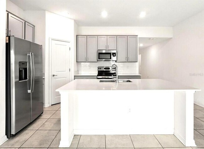 Building Photo - 1950 Birnham Wood Bnd