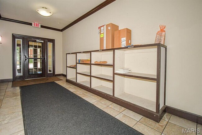 Building Photo - 1270 Strassner Dr