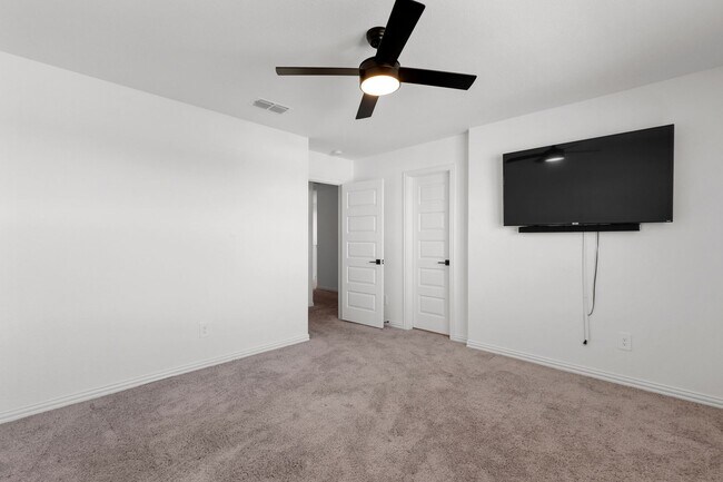 Building Photo - Spacious New-Build in Vibrant Community Mo...