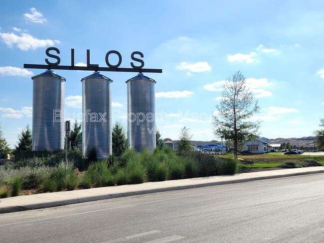 Building Photo - 7228 Pasture Run