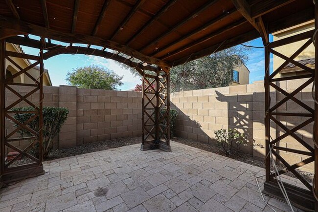 Building Photo - Lovely 4 bed 3 bath in core Chandler, ( Oc...