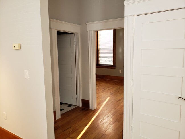 Building Photo - 2 BR/ 2BA Condo in Downtown Tampa