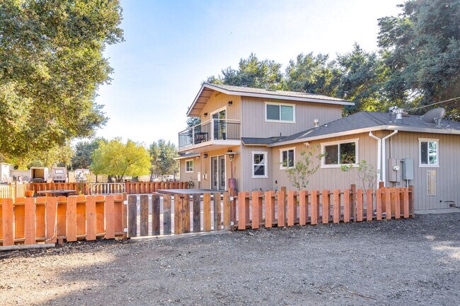 Building Photo - 1000 Monterey Rd