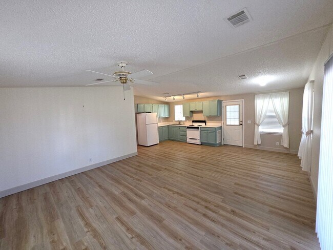 Building Photo - 5443 Bannock St