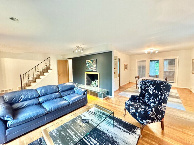 Building Photo - 15681 Wyatt Rd