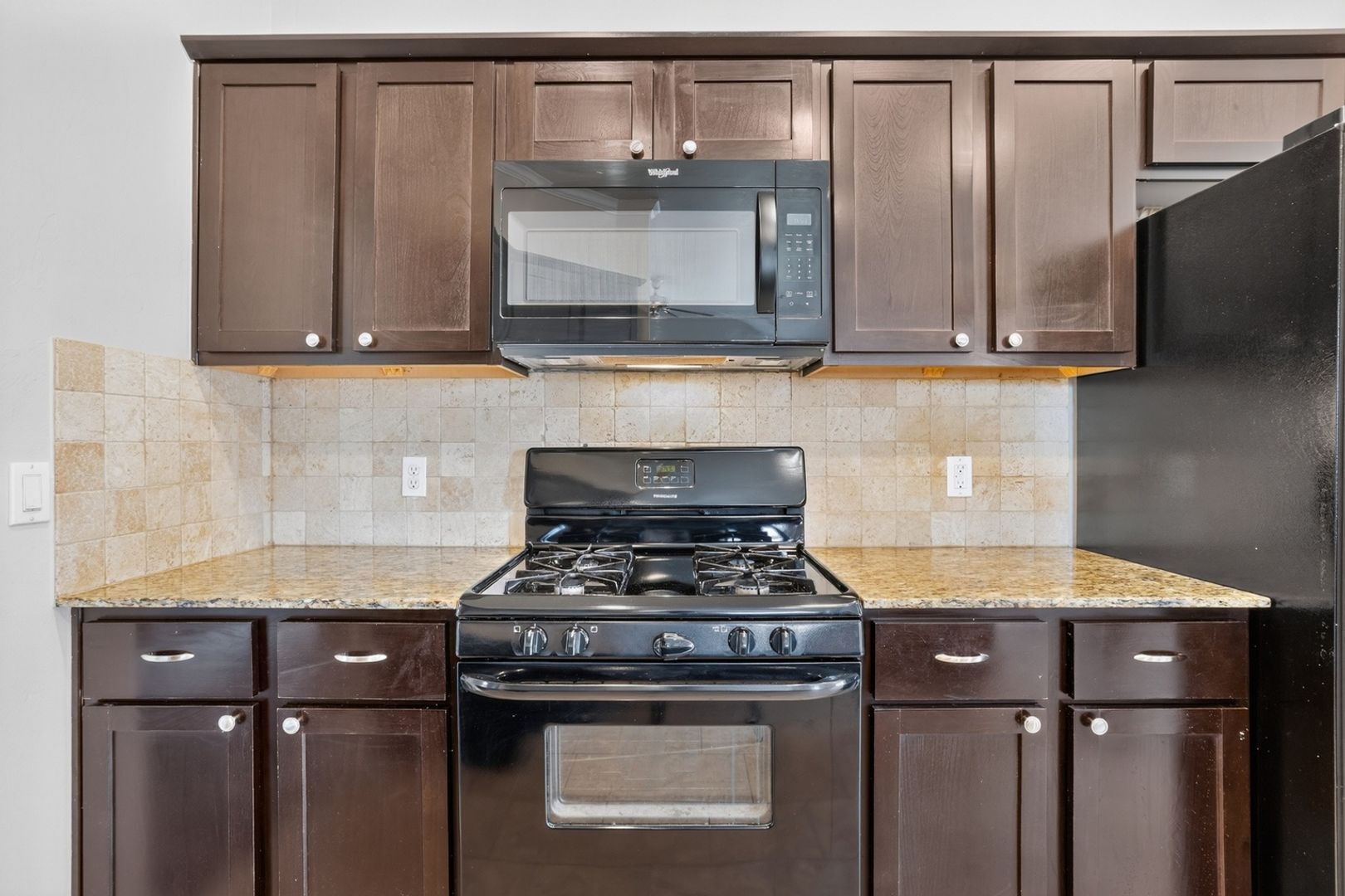 Building Photo - 13113 Camden Dr