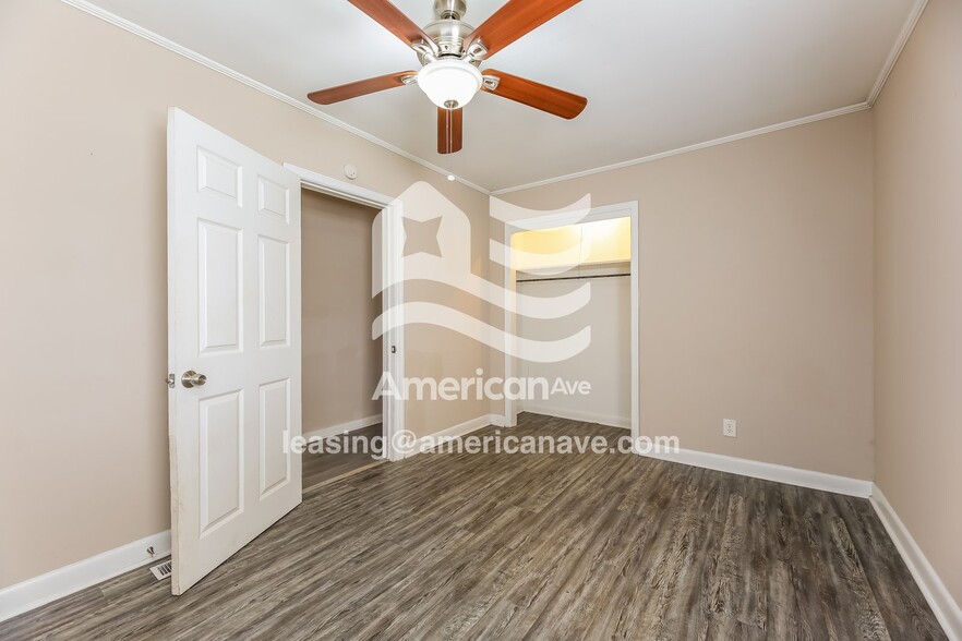 Building Photo - 517 Wildwood Dr