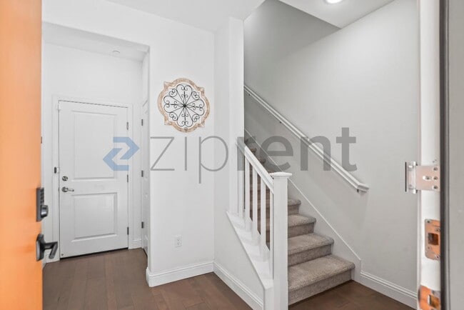 Building Photo - 3412 Element Way