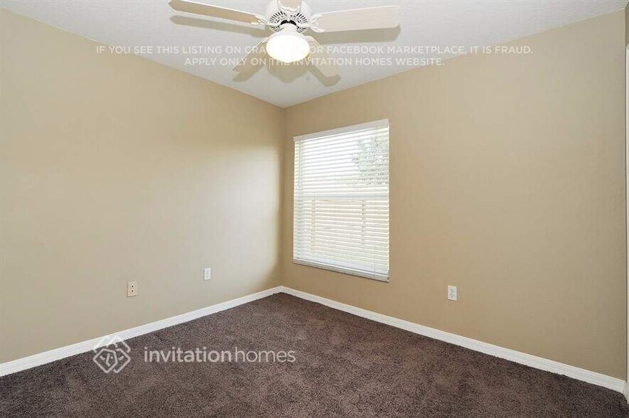 Building Photo - 12720 Lake Vista Dr