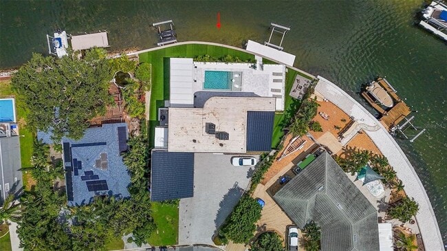 Building Photo - 585 Dolphin Ave SE